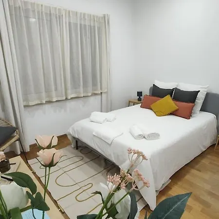 Sweet Little Orange Apartment Lisbon Exterior photo